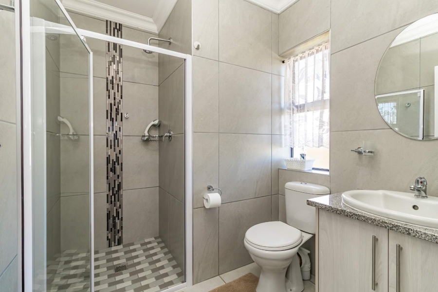 3 Bedroom Property for Sale in Hartenbos Heuwels Western Cape